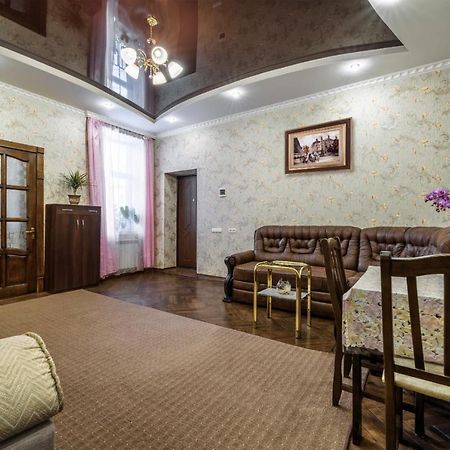 Apartamenty Polytehnichna Str. Lviv Dış mekan fotoğraf