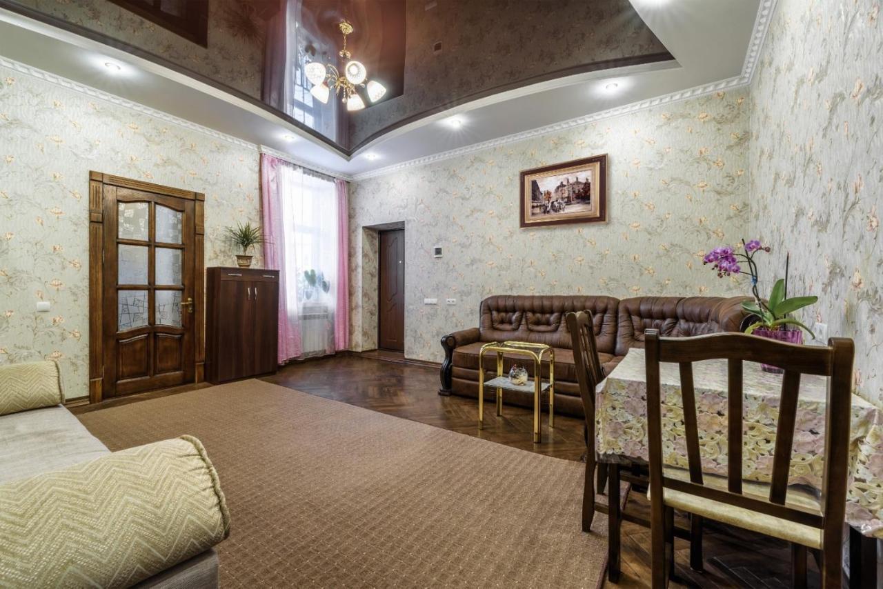 Apartamenty Polytehnichna Str. Lviv Dış mekan fotoğraf